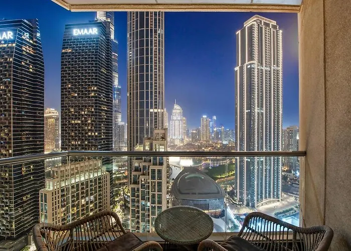 First Class 2Br Stunning Fountain View